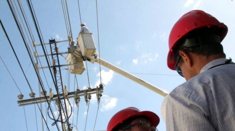 Arreglo de sabotaje líneas eléctricas